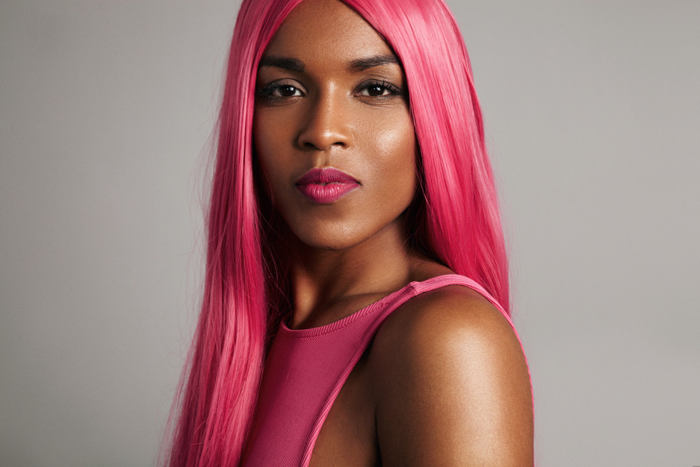 beuaty black woman in wig Hair extencion concept