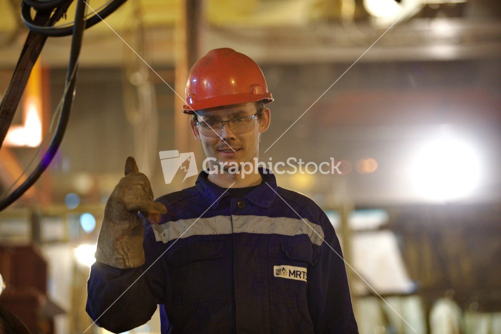 Welding machine operator. welding underwater pipeline.