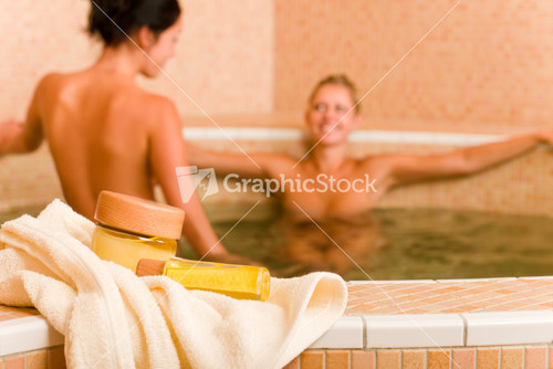 Naakt senior vrouwen
